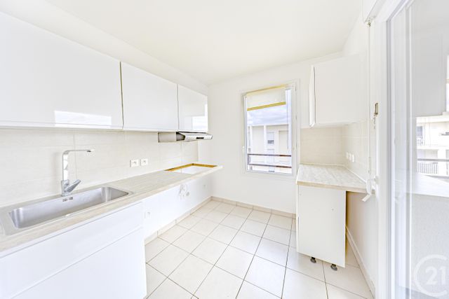 Appartement F3 à vendre - 3 pièces - 64 m2 - Ris Orangis - 91 - ILE-DE-FRANCE