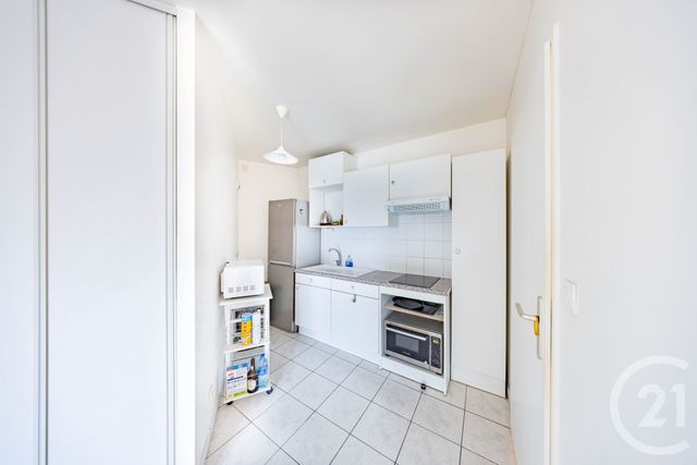 Appartement F1 à vendre - 1 pièce - 31,63 m2 - Melun - 77 - ILE-DE-FRANCE
