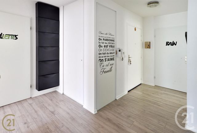 Appartement F4 à louer - 4 pièces - 71,15 m2 - Vigneux Sur Seine - 91 - ILE-DE-FRANCE