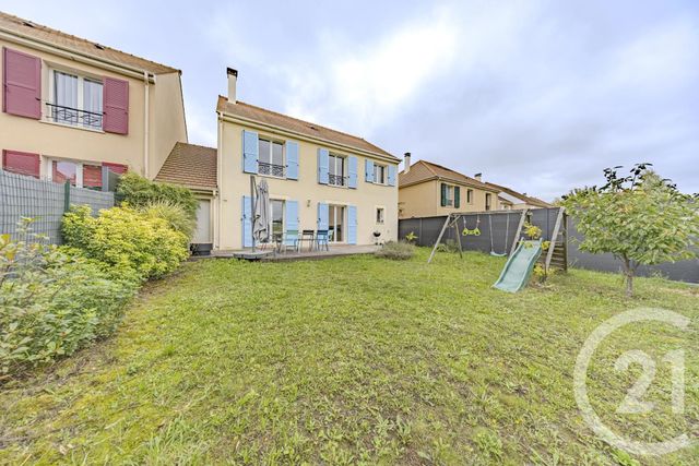 Maison à louer - 7 pièces - 122,70 m2 - Vigneux Sur Seine - 91 - ILE-DE-FRANCE