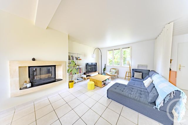 Maison à louer - 7 pièces - 122,70 m2 - Vigneux Sur Seine - 91 - ILE-DE-FRANCE