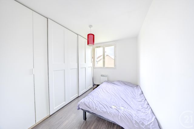 Maison à louer - 7 pièces - 122,70 m2 - Vigneux Sur Seine - 91 - ILE-DE-FRANCE