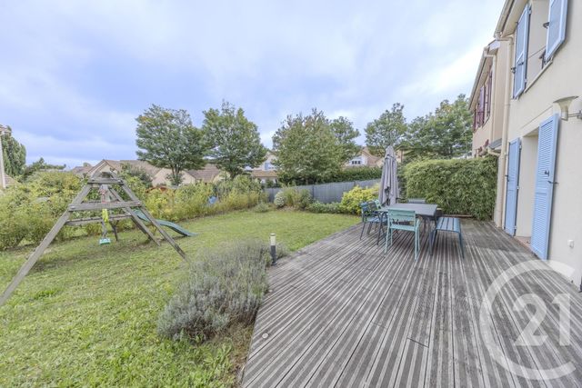 Maison à louer - 7 pièces - 122,70 m2 - Vigneux Sur Seine - 91 - ILE-DE-FRANCE