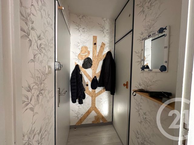 Appartement T2 &agrave; vendre - 2 pi&egrave;ces - 33 m2 - St Hilaire De Riez - 85 - PAYS-DE-LOIRE