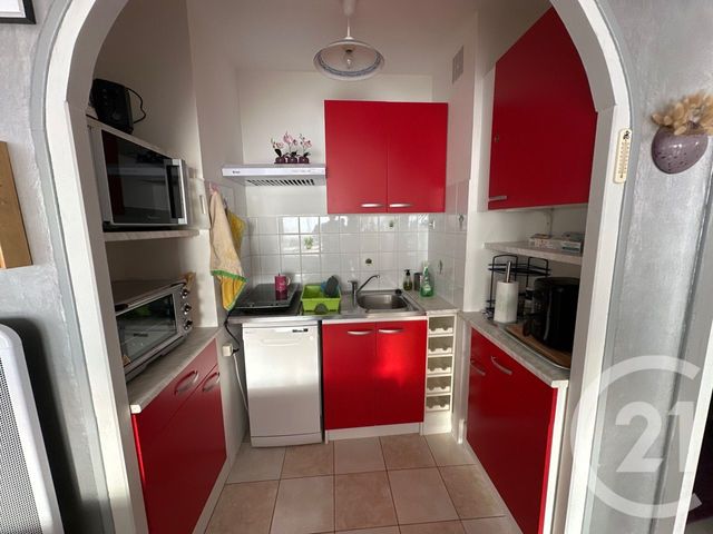 Appartement T2 &agrave; vendre - 2 pi&egrave;ces - 33 m2 - St Hilaire De Riez - 85 - PAYS-DE-LOIRE