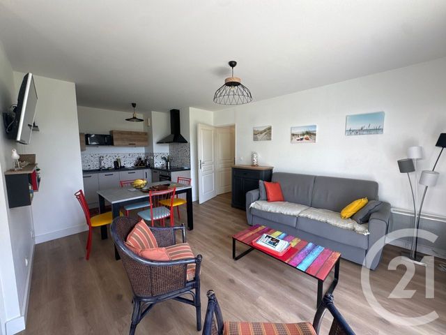 Appartement T3 &agrave; vendre - 3 pi&egrave;ces - 54,83 m2 - St Gilles Croix De Vie - 85 - PAYS-DE-LOIRE