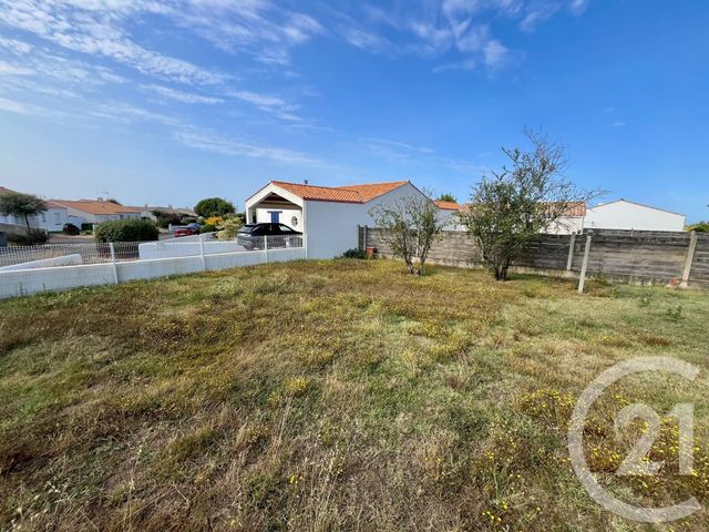 terrain - GIVRAND - 85