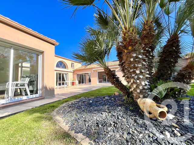 Maison à vendre - 6 pièces - 327,28 m2 - Le Fenouiller - 85 - PAYS-DE-LOIRE