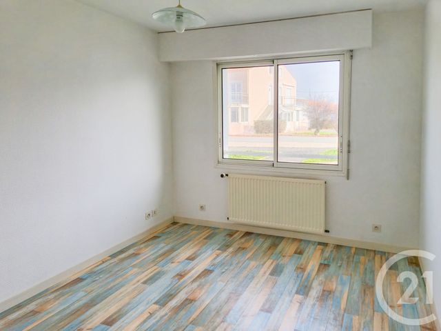Appartement T3 &agrave; vendre - 3 pi&egrave;ces - 63,80 m2 - Les Sables D Olonne - 85 - PAYS-DE-LOIRE