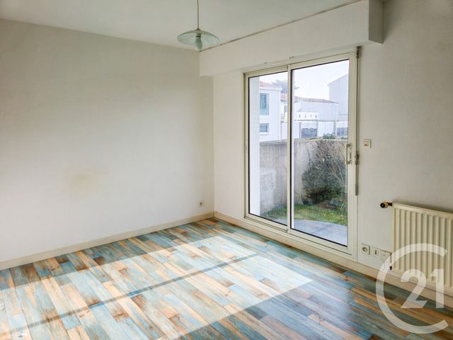 Appartement T3 à vendre - 3 pièces - 63 m2 - Les Sables D Olonne - 85 - PAYS-DE-LOIRE