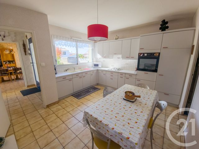 Maison à vendre - 4 pièces - 115,82 m2 - Olonne Sur Mer - 85 - PAYS-DE-LOIRE
