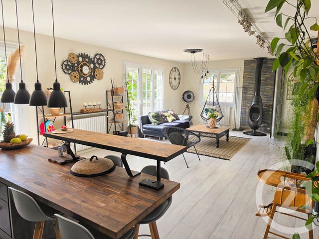 Maison &agrave; vendre - 7 pi&egrave;ces - 105,30 m2 - St Mathurin - 85 - PAYS-DE-LOIRE