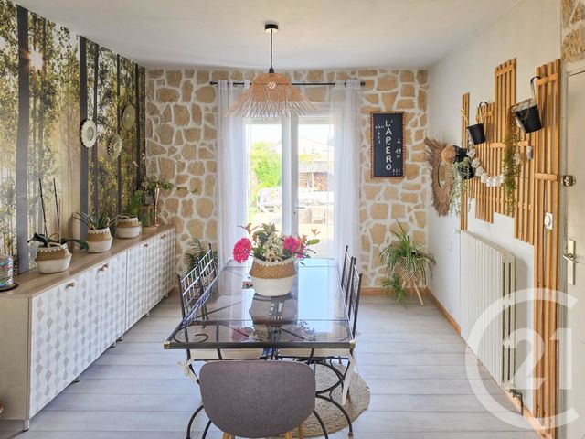 Maison &agrave; vendre - 7 pi&egrave;ces - 105,30 m2 - St Mathurin - 85 - PAYS-DE-LOIRE