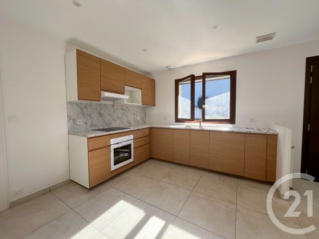 Maison &agrave; louer - 4 pi&egrave;ces - 92,73 m2 - Olonne Sur Mer - 85 - PAYS-DE-LOIRE