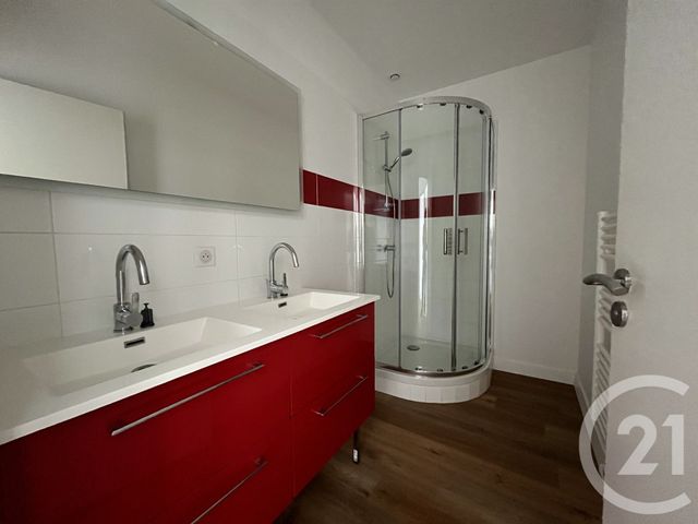 Appartement T8 &agrave; louer - 7 pi&egrave;ces - 142,90 m2 - Les Sables D Olonne - 85 - PAYS-DE-LOIRE