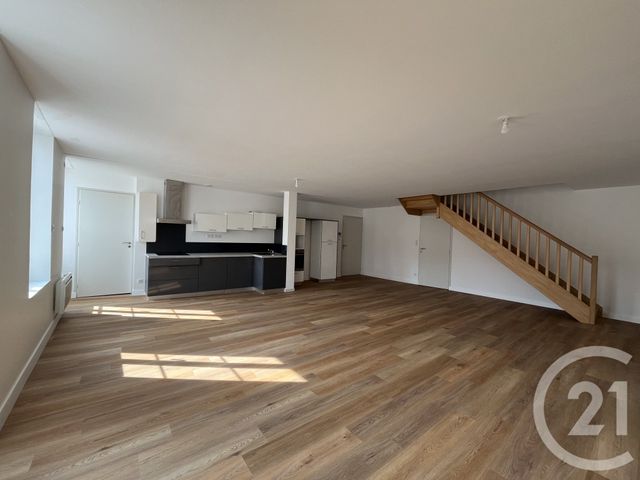 Appartement T8 &agrave; louer - 7 pi&egrave;ces - 142,90 m2 - Les Sables D Olonne - 85 - PAYS-DE-LOIRE