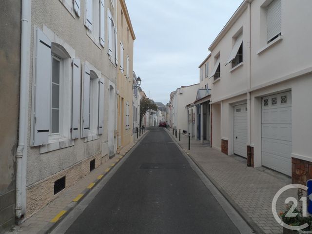 Appartement T8 à louer - 7 pièces - 142,90 m2 - Les Sables D Olonne - 85 - PAYS-DE-LOIRE