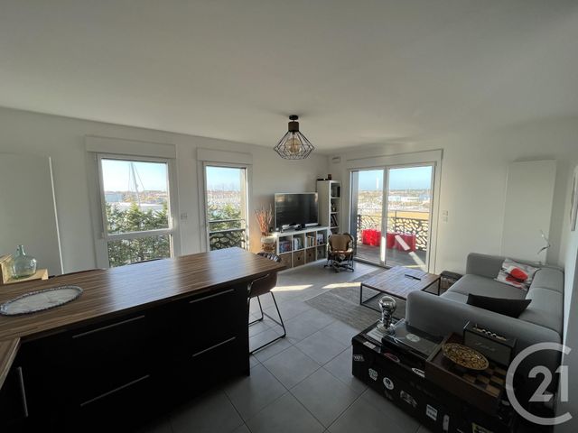Appartement T3 à louer - 3 pièces - 66,67 m2 - Les Sables D Olonne - 85 - PAYS-DE-LOIRE