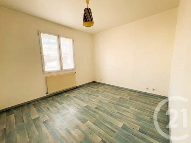 Maison &agrave; louer - 4 pi&egrave;ces - 90,47 m2 - Olonne Sur Mer - 85 - PAYS-DE-LOIRE