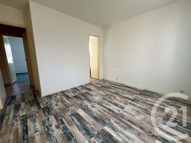 Maison &agrave; louer - 4 pi&egrave;ces - 90,47 m2 - Olonne Sur Mer - 85 - PAYS-DE-LOIRE