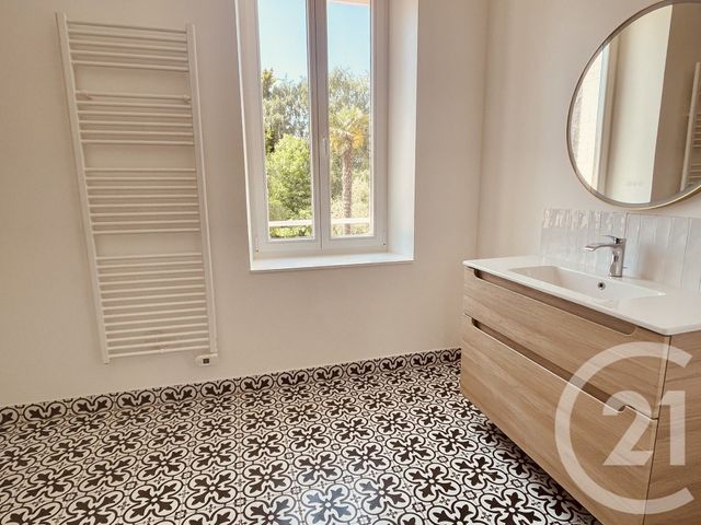 Maison &agrave; louer - 6 pi&egrave;ces - 133,65 m2 - Chateau D Olonne - 85 - PAYS-DE-LOIRE