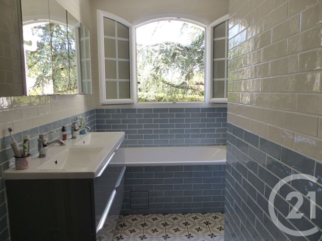 Maison &agrave; louer - 5 pi&egrave;ces - 145,63 m2 - L Ile D Olonne - 85 - PAYS-DE-LOIRE