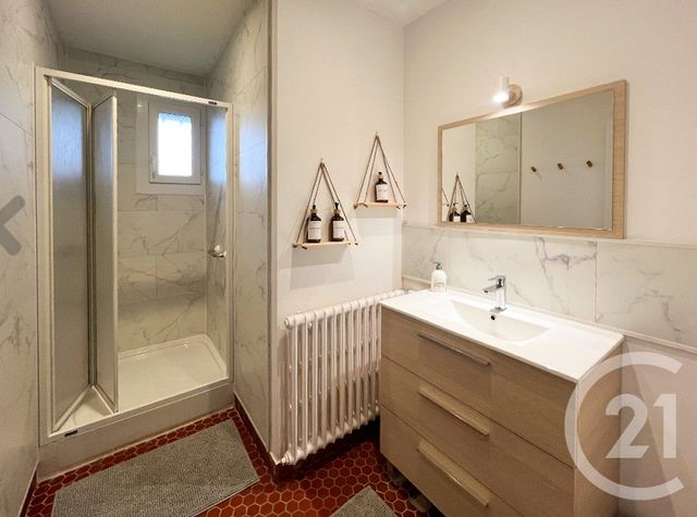 Maison &agrave; louer - 5 pi&egrave;ces - 92,95 m2 - Olonne Sur Mer - 85 - PAYS-DE-LOIRE