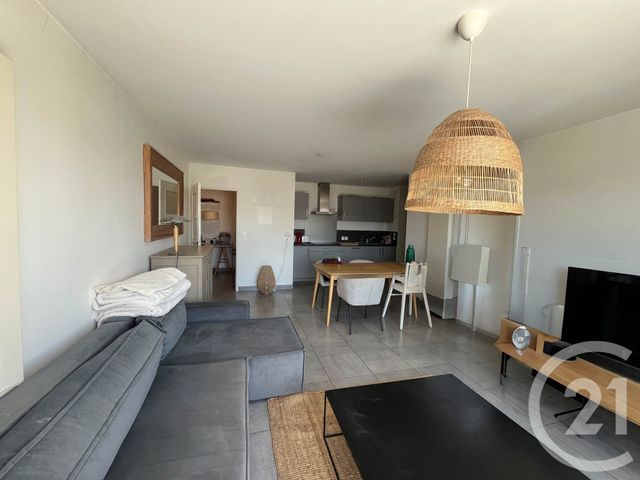 Appartement T4 &agrave; louer - 4 pi&egrave;ces - 87,08 m2 - Les Sables D Olonne - 85 - PAYS-DE-LOIRE