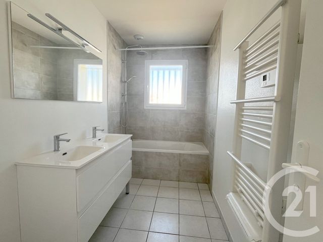 Maison &agrave; louer - 4 pi&egrave;ces - 83,16 m2 - Chateau D Olonne - 85 - PAYS-DE-LOIRE