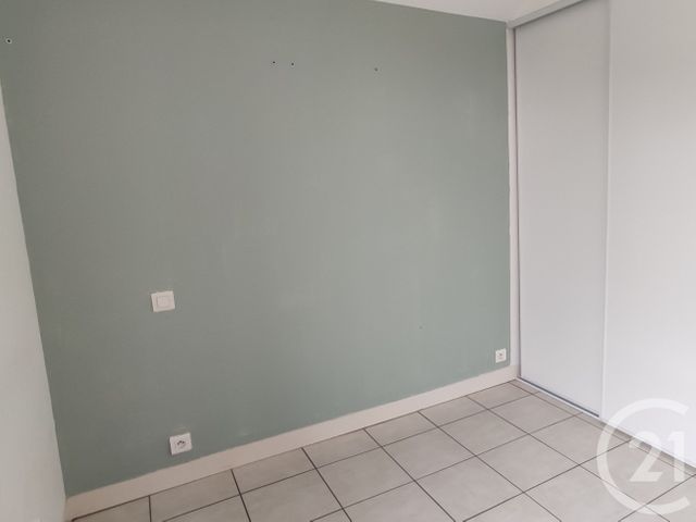 Appartement T2 &agrave; louer - 2 pi&egrave;ces - 28 m2 - Olonne Sur Mer - 85 - PAYS-DE-LOIRE