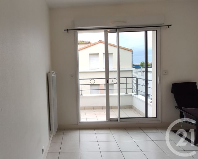 Appartement T2 &agrave; louer - 2 pi&egrave;ces - 28 m2 - Olonne Sur Mer - 85 - PAYS-DE-LOIRE
