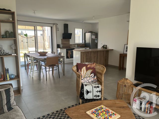 Maison &agrave; louer - 4 pi&egrave;ces - 84,91 m2 - Talmont St Hilaire - 85 - PAYS-DE-LOIRE