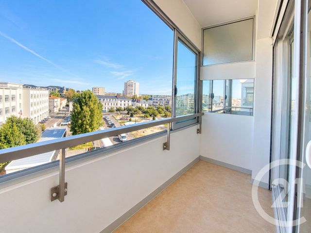 Appartement T3 &agrave; louer - 3 pi&egrave;ces - 60,69 m2 - Les Sables D Olonne - 85 - PAYS-DE-LOIRE