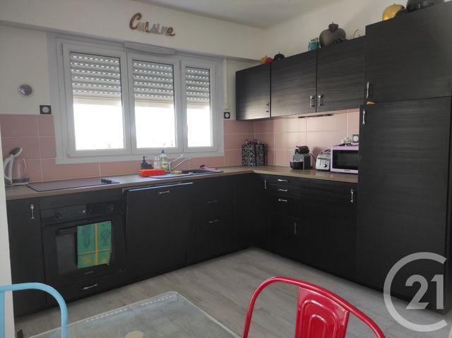 Appartement F4 &agrave; louer - 4 pi&egrave;ces - 81,99 m2 - Les Sables D Olonne - 85 - PAYS-DE-LOIRE