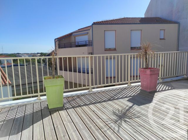 Appartement F4 &agrave; louer - 4 pi&egrave;ces - 81,99 m2 - Les Sables D Olonne - 85 - PAYS-DE-LOIRE