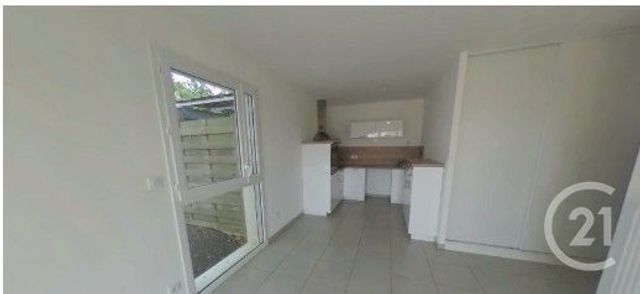 Appartement T3 &agrave; louer - 3 pi&egrave;ces - 66,30 m2 - Olonne Sur Mer - 85 - PAYS-DE-LOIRE