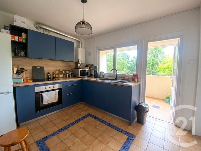 Appartement T3 &agrave; louer - 3 pi&egrave;ces - 62,80 m2 - Chateau D Olonne - 85 - PAYS-DE-LOIRE