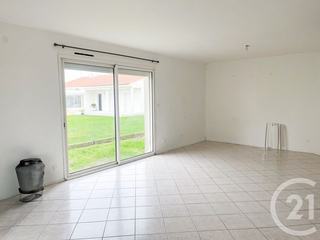 Maison &agrave; louer - 4 pi&egrave;ces - 87,73 m2 - L Ile D Olonne - 85 - PAYS-DE-LOIRE