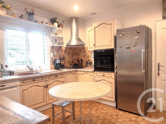 Maison &agrave; louer - 6 pi&egrave;ces - 107,50 m2 - St Hilaire La Foret - 85 - PAYS-DE-LOIRE