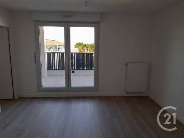 Appartement T2 &agrave; louer - 2 pi&egrave;ces - 39,92 m2 - Olonne Sur Mer - 85 - PAYS-DE-LOIRE
