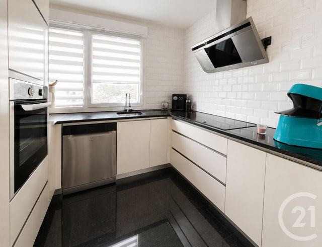 Appartement F4 &agrave; vendre - 4 pi&egrave;ces - 71 m2 - Garges Les Gonesse - 95 - ILE-DE-FRANCE