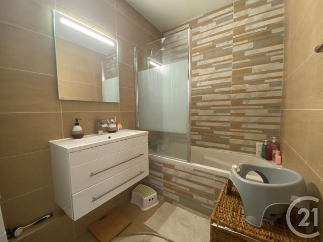 Appartement F4 &agrave; vendre - 4 pi&egrave;ces - 80 m2 - Garges Les Gonesse - 95 - ILE-DE-FRANCE