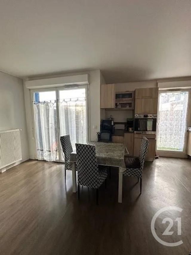 Appartement F3 à vendre - 3 pièces - 61 m2 - Garges Les Gonesse - 95 - ILE-DE-FRANCE
