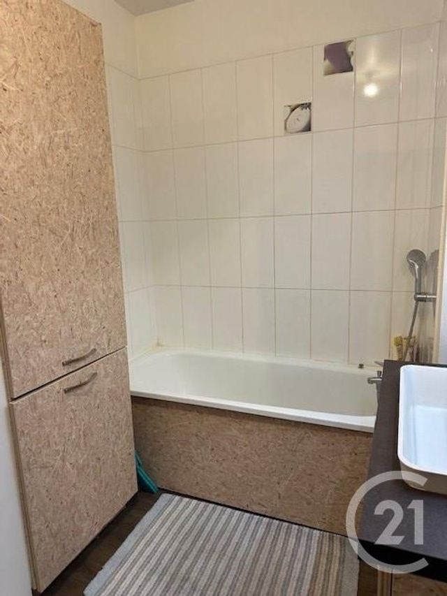 Appartement F3 à vendre - 3 pièces - 61 m2 - Garges Les Gonesse - 95 - ILE-DE-FRANCE