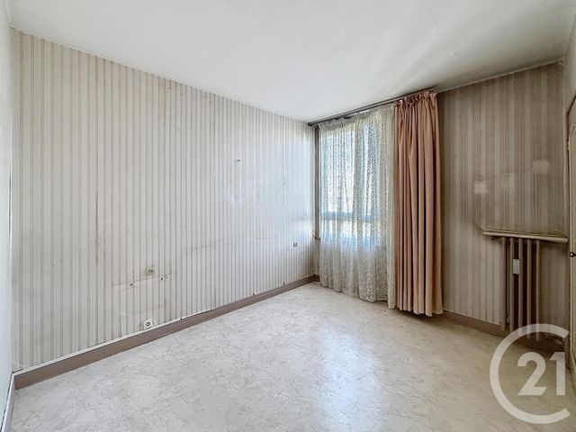 Appartement F5 &agrave; vendre - 5 pi&egrave;ces - 79,57 m2 - Garges Les Gonesse - 95 - ILE-DE-FRANCE