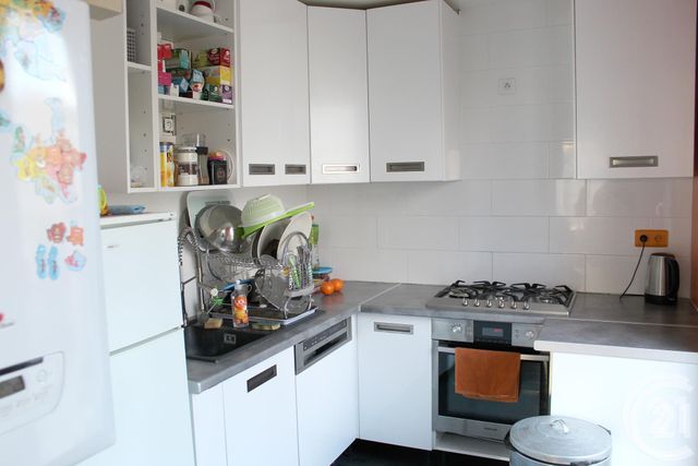 Appartement F4 à vendre - 4 pièces - 74,15 m2 - Garges Les Gonesse - 95 - ILE-DE-FRANCE