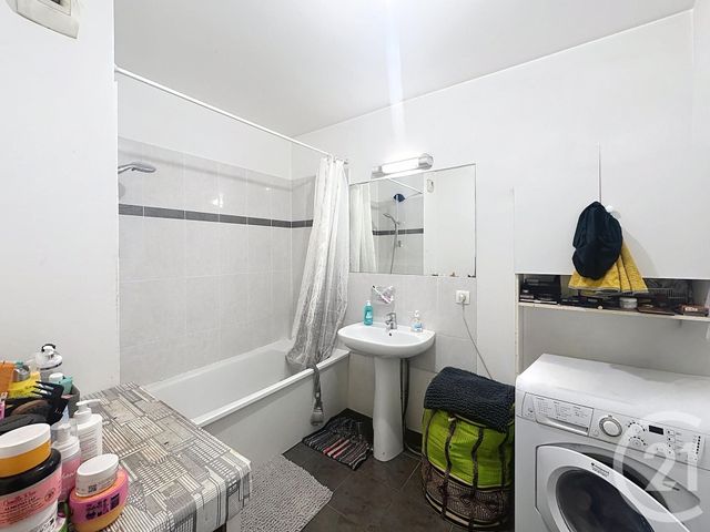 Appartement F4 à vendre - 4 pièces - 81,68 m2 - Garges Les Gonesse - 95 - ILE-DE-FRANCE