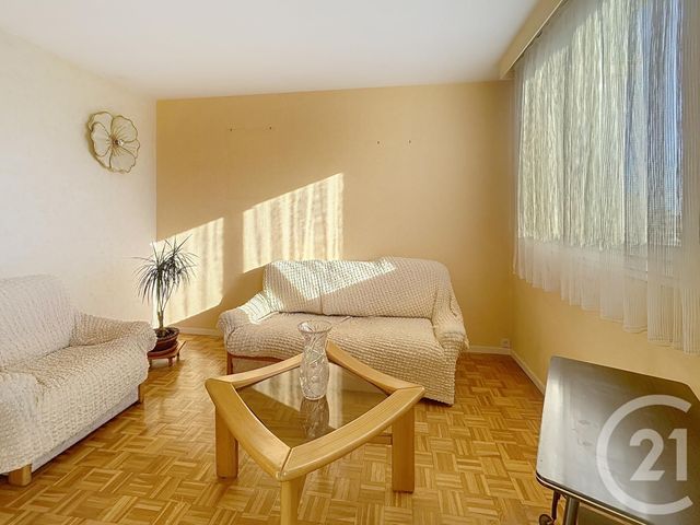 Appartement F4 &agrave; vendre - 4 pi&egrave;ces - 65,52 m2 - Garges Les Gonesse - 95 - ILE-DE-FRANCE