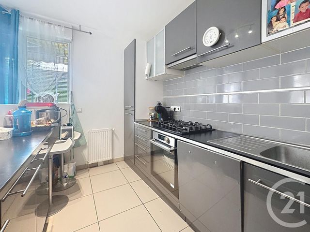 Appartement F4 &agrave; vendre - 4 pi&egrave;ces - 72,30 m2 - Garges Les Gonesse - 95 - ILE-DE-FRANCE