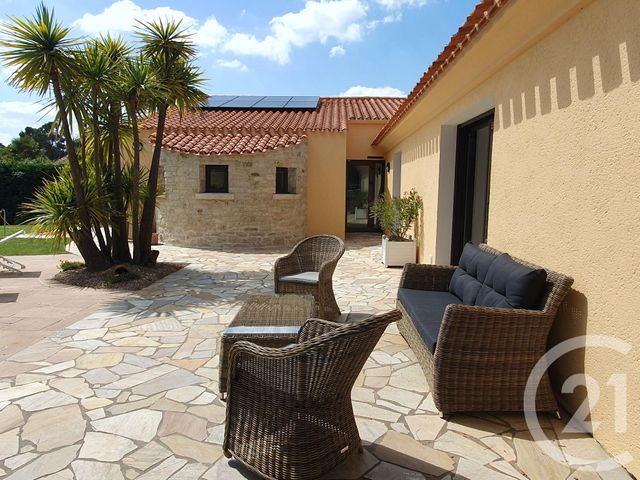 Maison à vendre - 6 pièces - 238,80 m2 - Challans - 85 - PAYS-DE-LOIRE